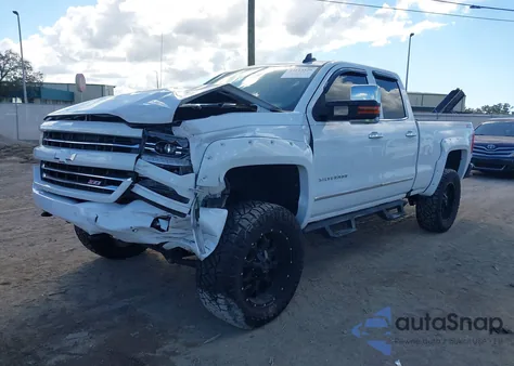 2018 Chevrolet Silverado 1500 2Lz z USA, uszkodzony, nr VIN 1GCVKSEC9JZ267875